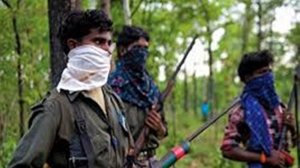 सुकमा में नक्सलियों ने फिर की कायराना हरकत : उपसरपंच की हत्या से हड़कंप, आधी रात को घर से ले गए थे उठाकर