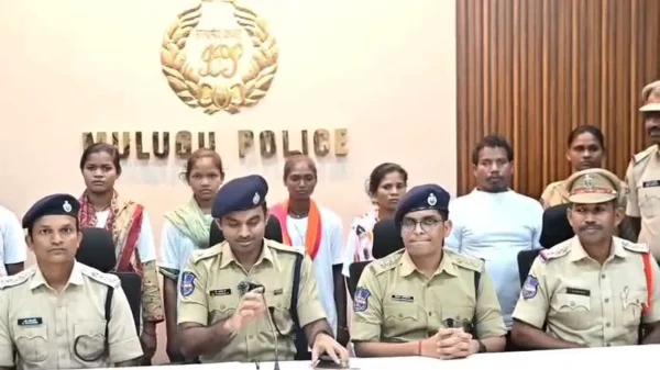 सुरक्षाबलों को मिली बड़ी कामयाबी : बीजापुर बॉर्डर पर 20 नक्सली गिरफ्तार, बड़ी मात्रा में हथियार और विस्फोटक सामग्री बरामद
