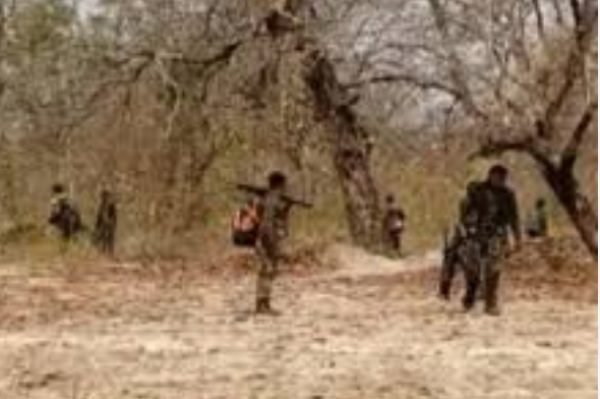तेलंगाना सीमा पर नक्सलियों ने किया IED विस्फोट, 3 CRPF जवान शहीद, कई सुरक्षाकर्मी घायल