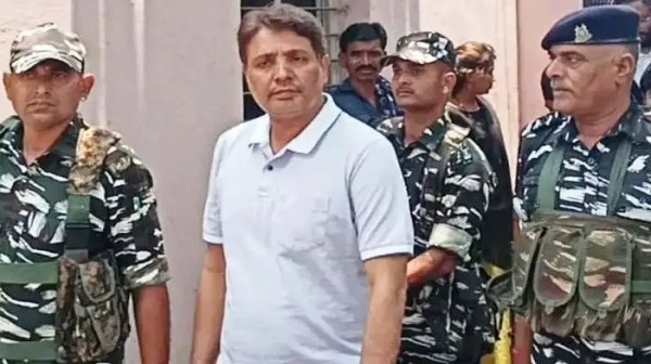 छत्तीसगढ़ शराब घोटाला: सुप्रीम कोर्ट से अनवर ढेबर और अरविंद सिंह को जमानत, ACB की 13 ठिकानों पर छापेमारी