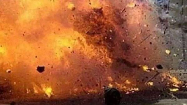 पाकिस्तान अब रिहायशी इलाकों को कर रहा टारगेट : गुरदासपुर में तड़के सुबह जबरदस्त धमाका, घरों से बाहर निकले लोग