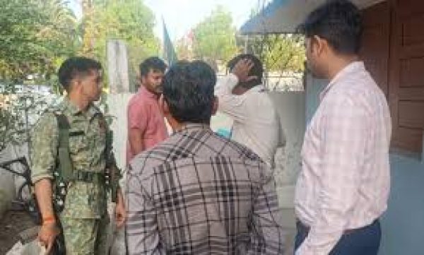 Breaking : सुकमा में लखमा के करीबियों के यहां ACB और EOW की टीम ने दी दबिश, ड्राइवर के यहां भी छापेमारी