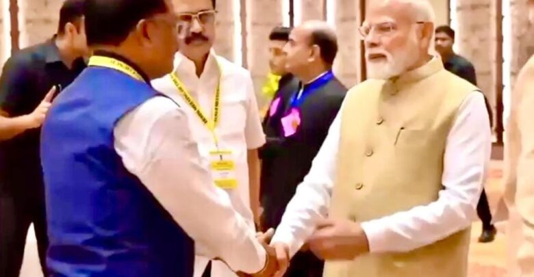 “छत्तीसगढ़ की बात अभी बाकी है”: पीएम मोदी और सीएम साय के बीच आत्मीय संवाद
